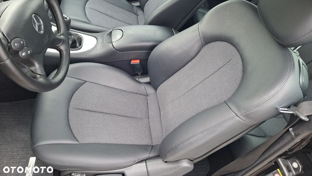 Mercedes-Benz CLK 200 Kompressor Avantgarde Sport Edition - 9