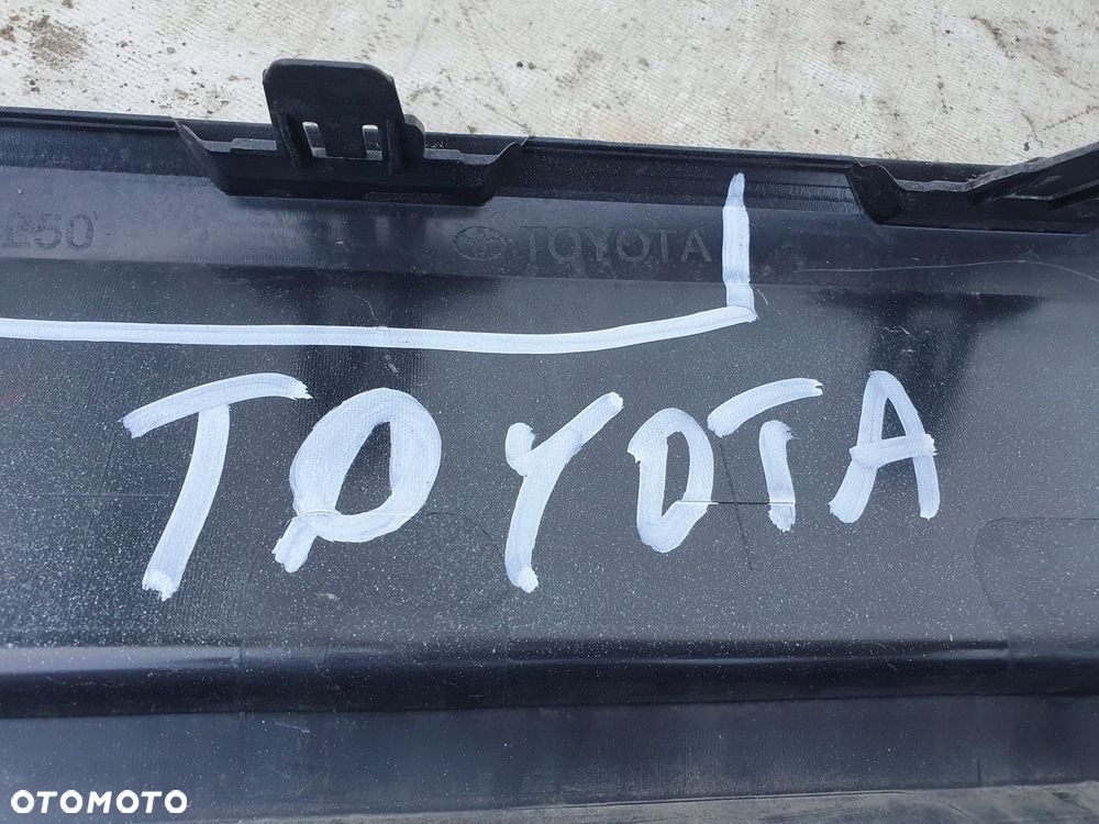 dyfuzor zderzaka tył Toyota Corolla E21 - 7