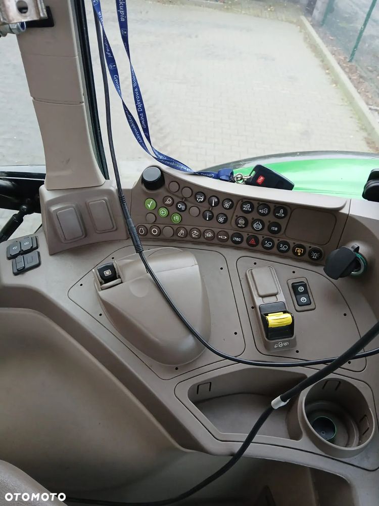 John Deere 6120M - 11