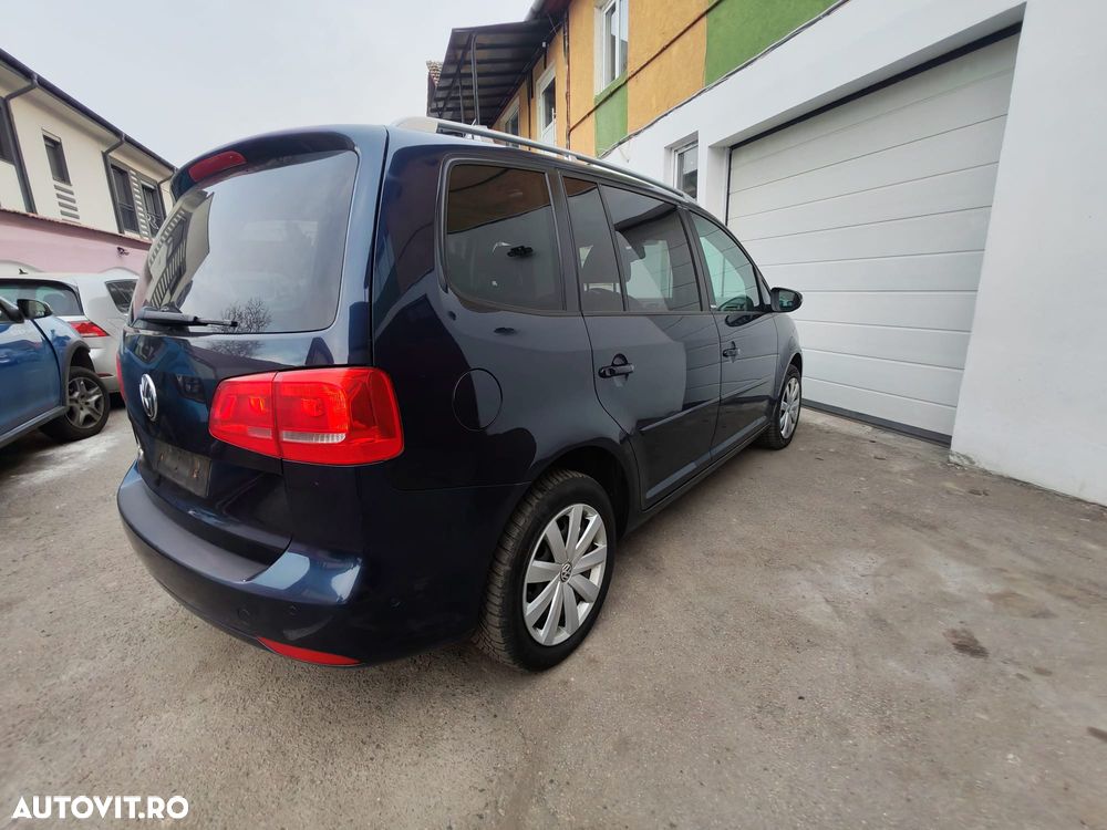 Volkswagen Touran 2.0 TDI DPF STYLE - 12