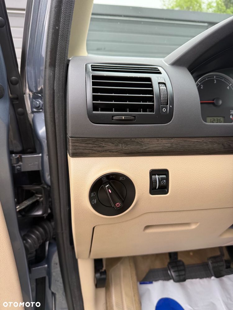 Seat Alhambra 2.0 TDI Sport - 12