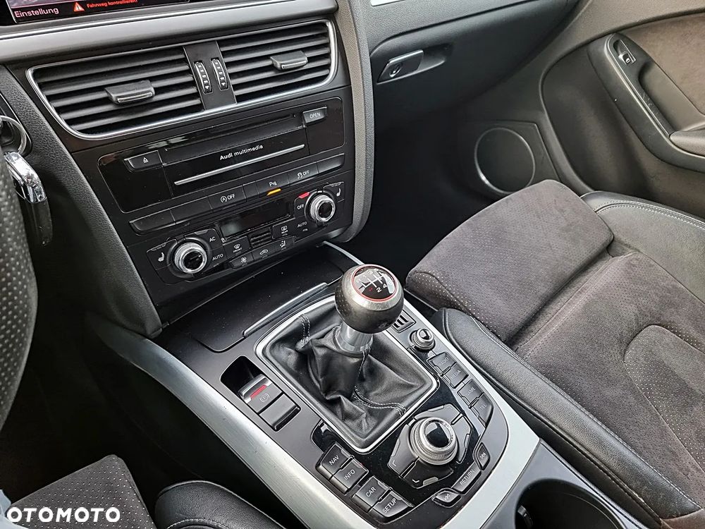 Audi A4 Avant 2.0 TDI DPF S line Sportpaket - 29