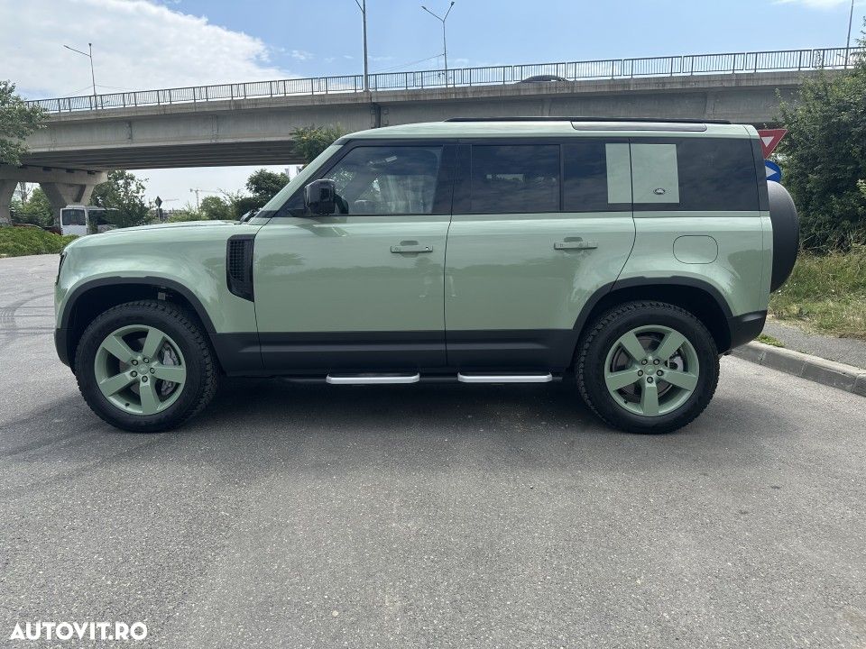 Land Rover Defender - 3