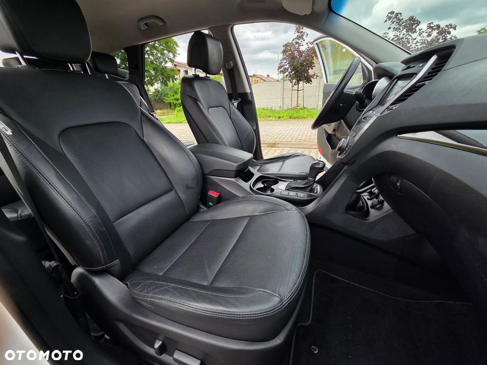 Hyundai Santa Fe 2.2 CRDi 4WD CPF Automatik Premium - 33