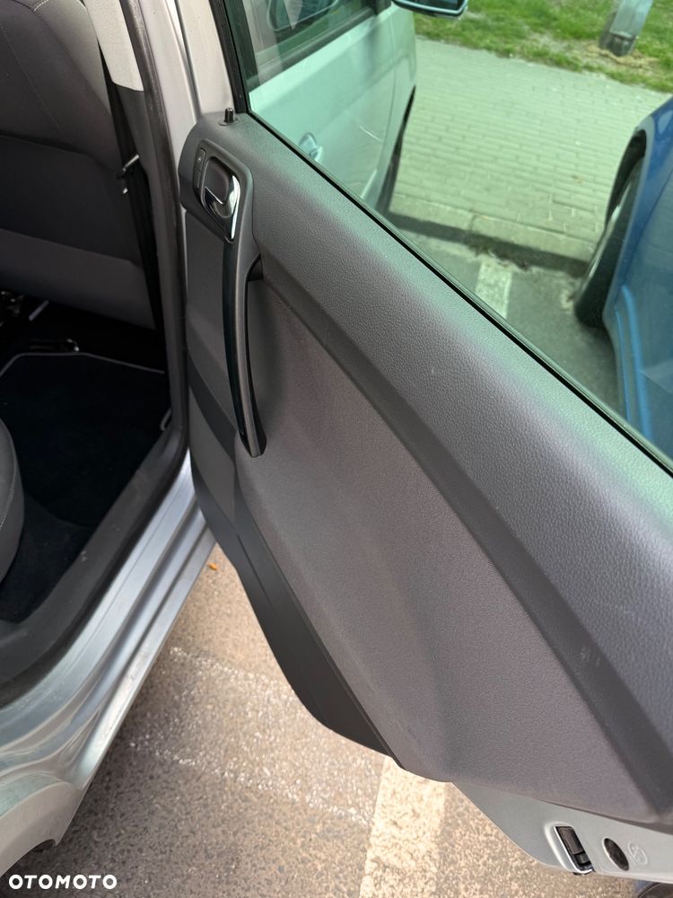 Volkswagen Polo - 11