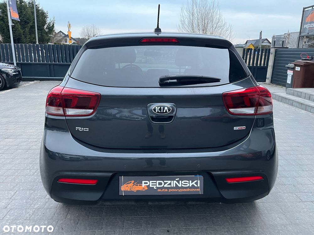 Kia Rio - 5