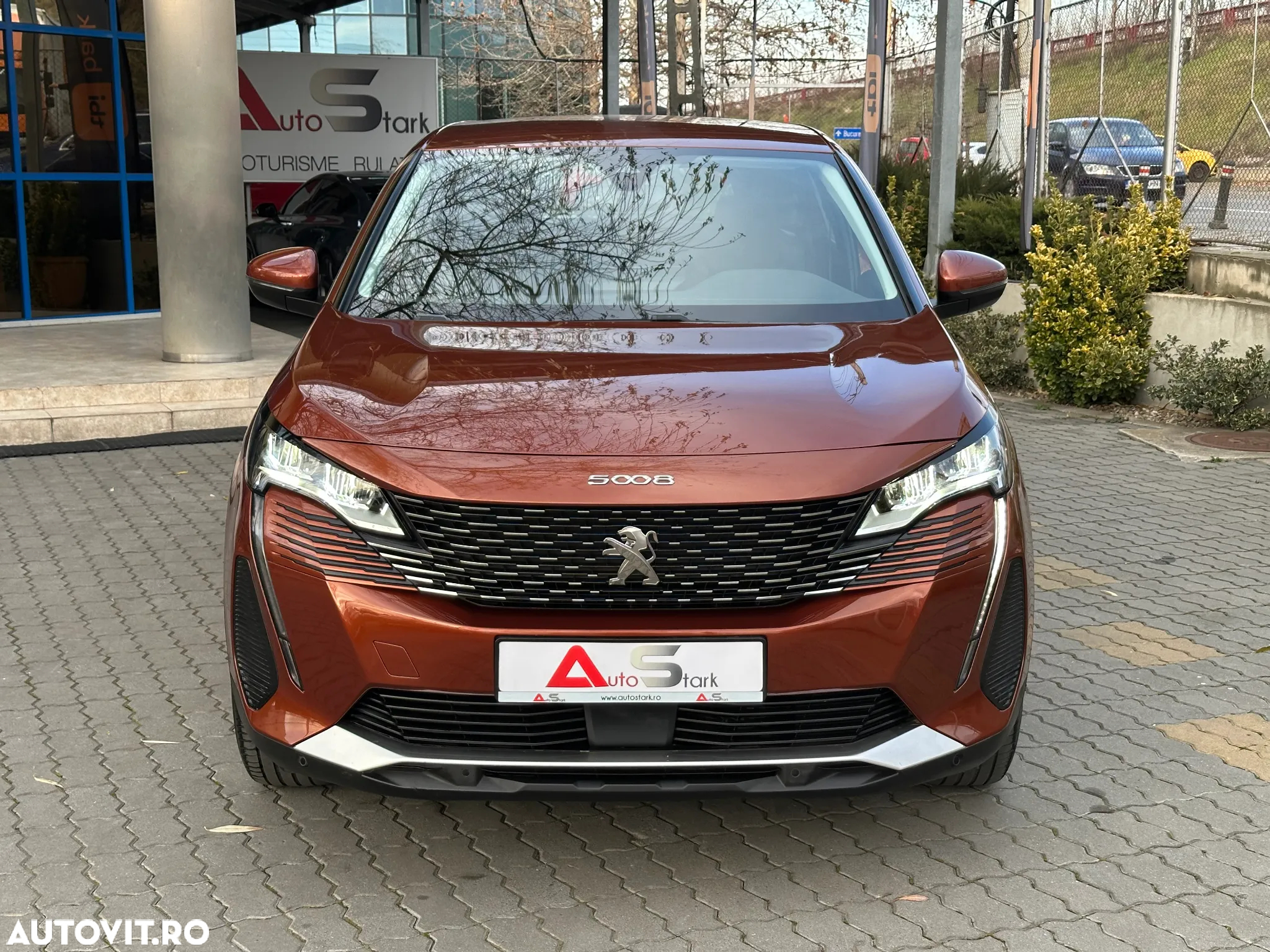 Peugeot 5008 1.5 BlueHDI s&s EAT8 Active - 12