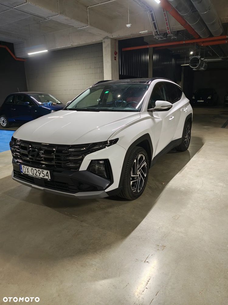 Hyundai Tucson - 2