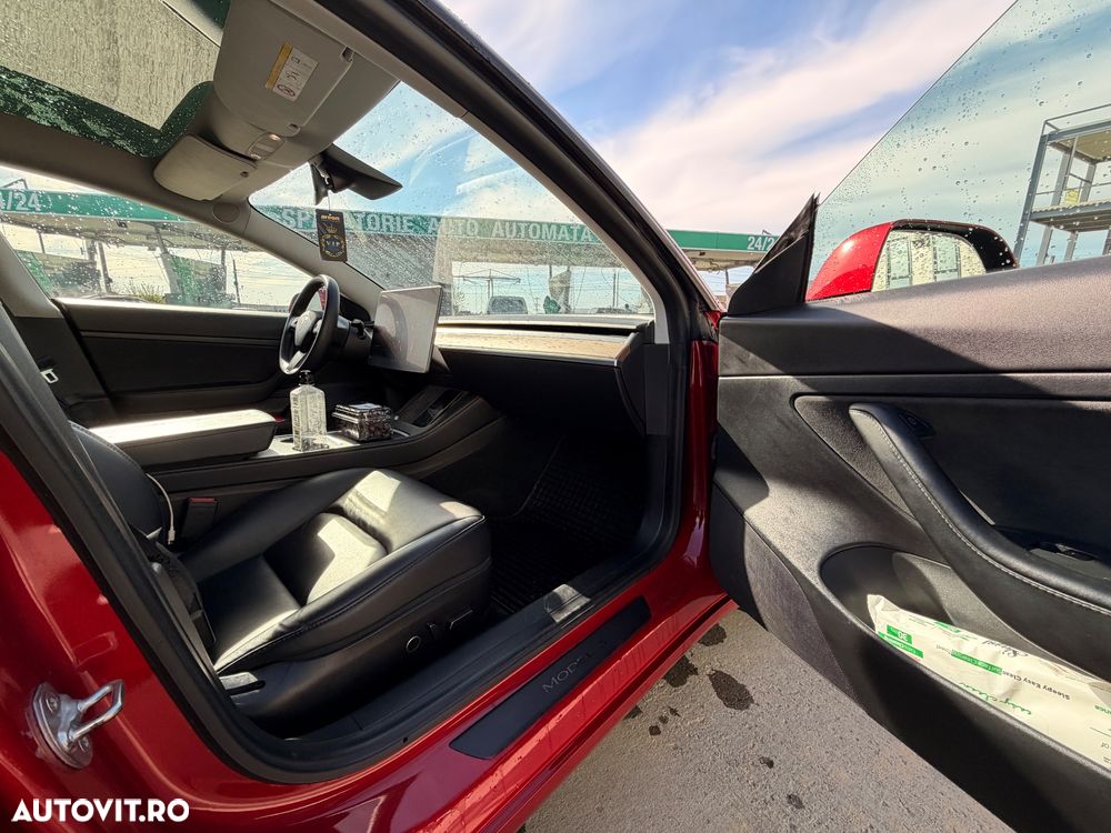 Tesla Model 3 - 14