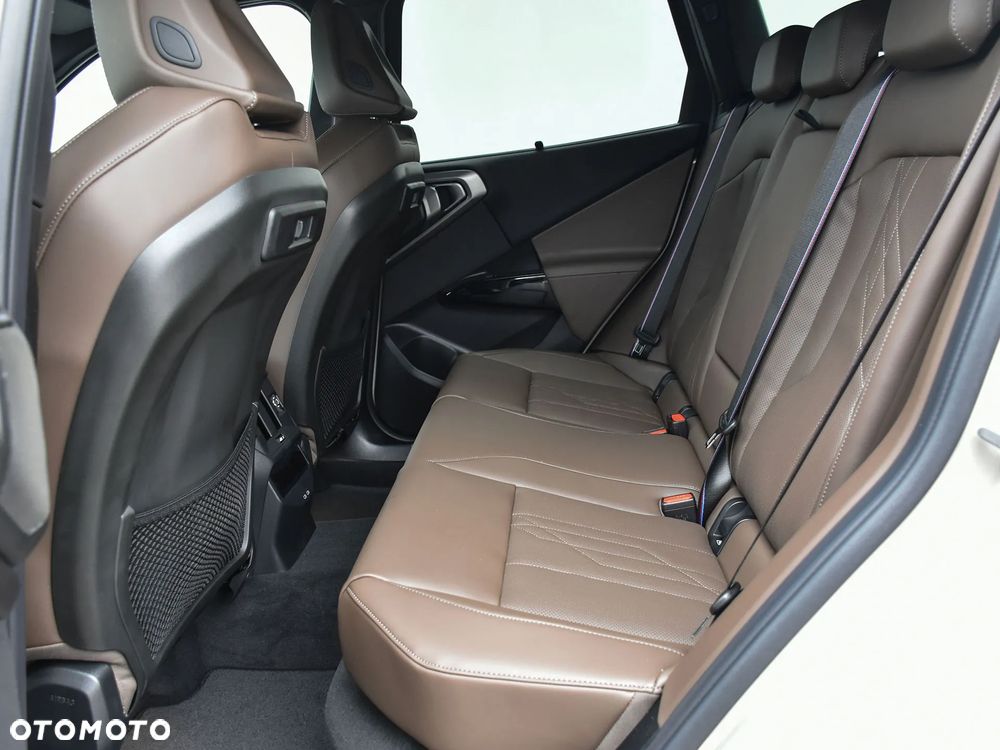 BMW X3 xDrive20 mHEV - 15