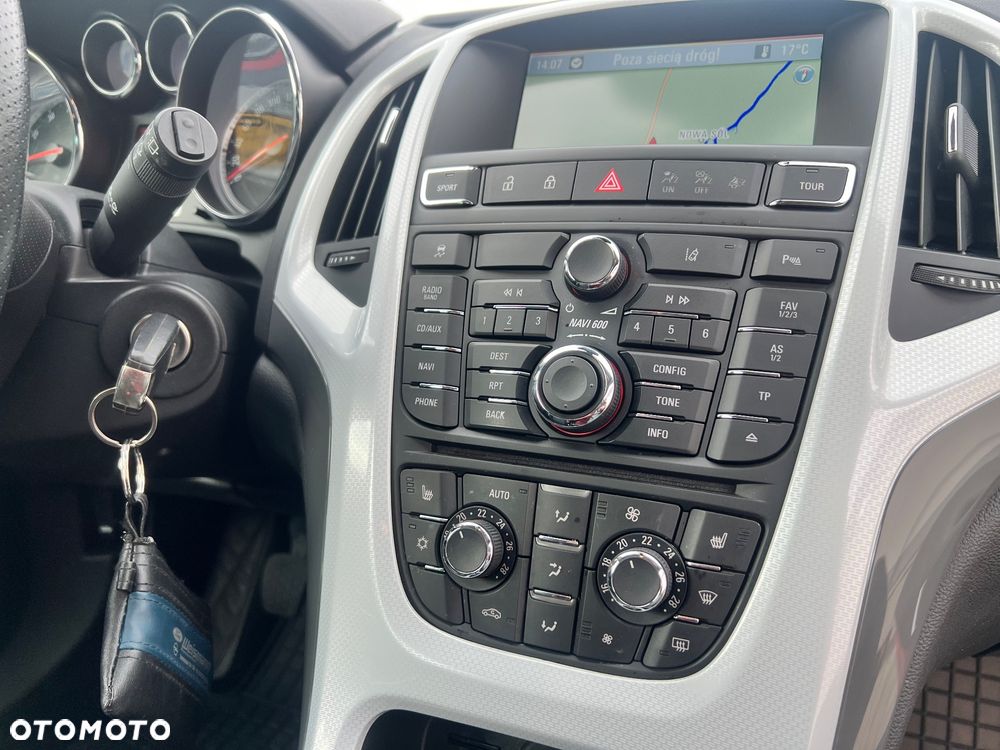 Opel Astra 1.6 Turbo Edition - 20