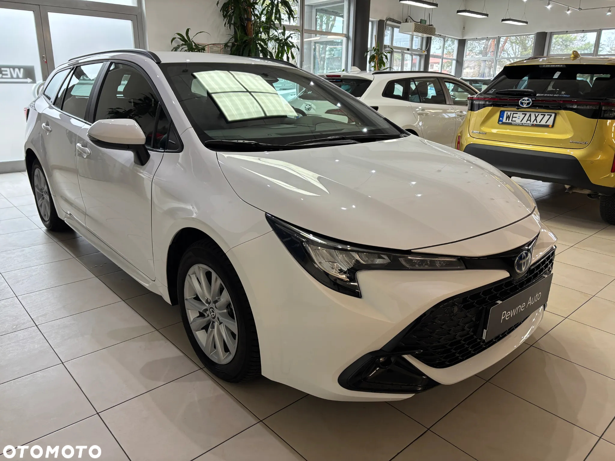Toyota Corolla 1.8 Hybrid Comfort - 4