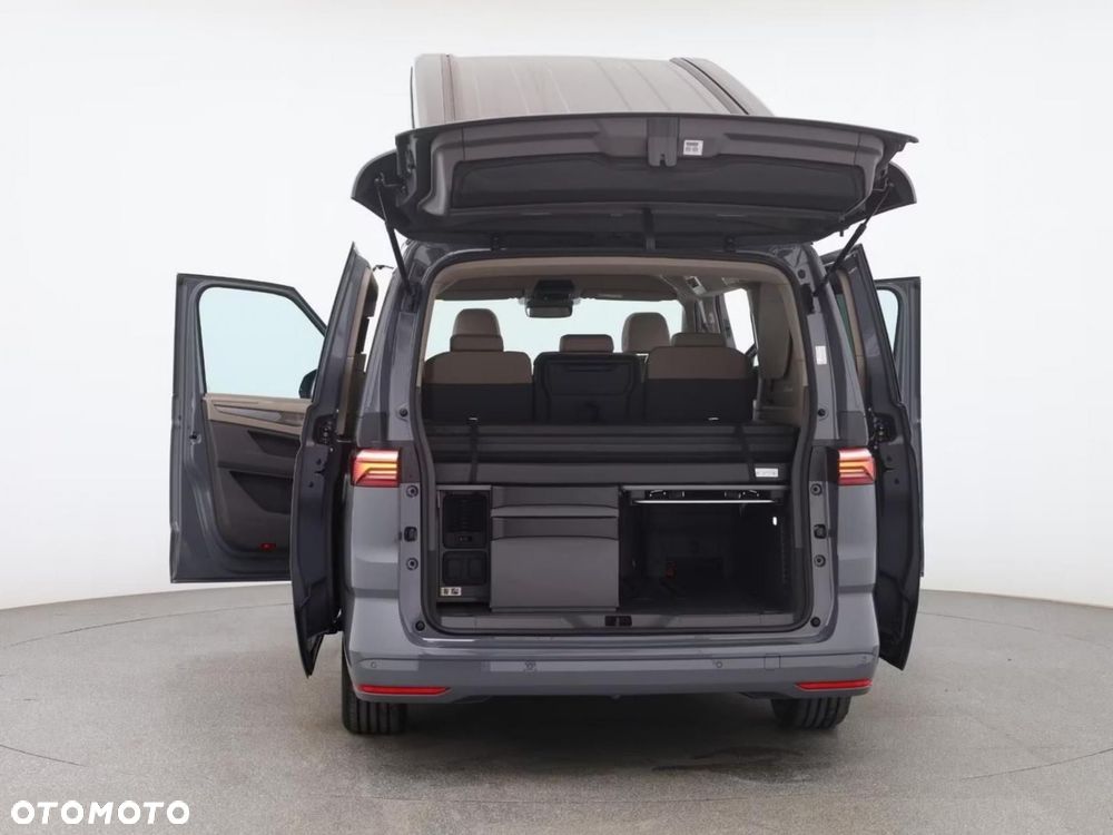 Volkswagen California - 11