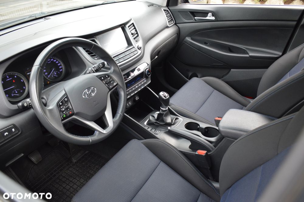 Hyundai Tucson blue 1.7 CRDi 2WD Advantage - 17