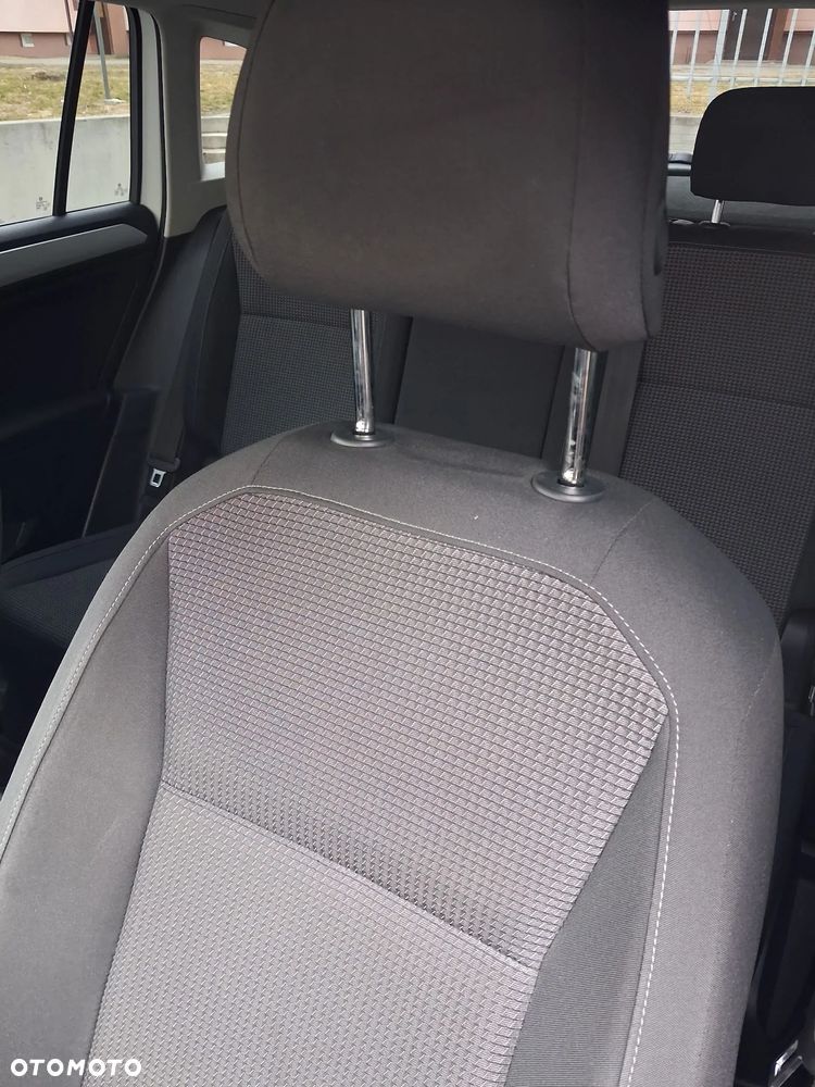 Volkswagen Tiguan - 9