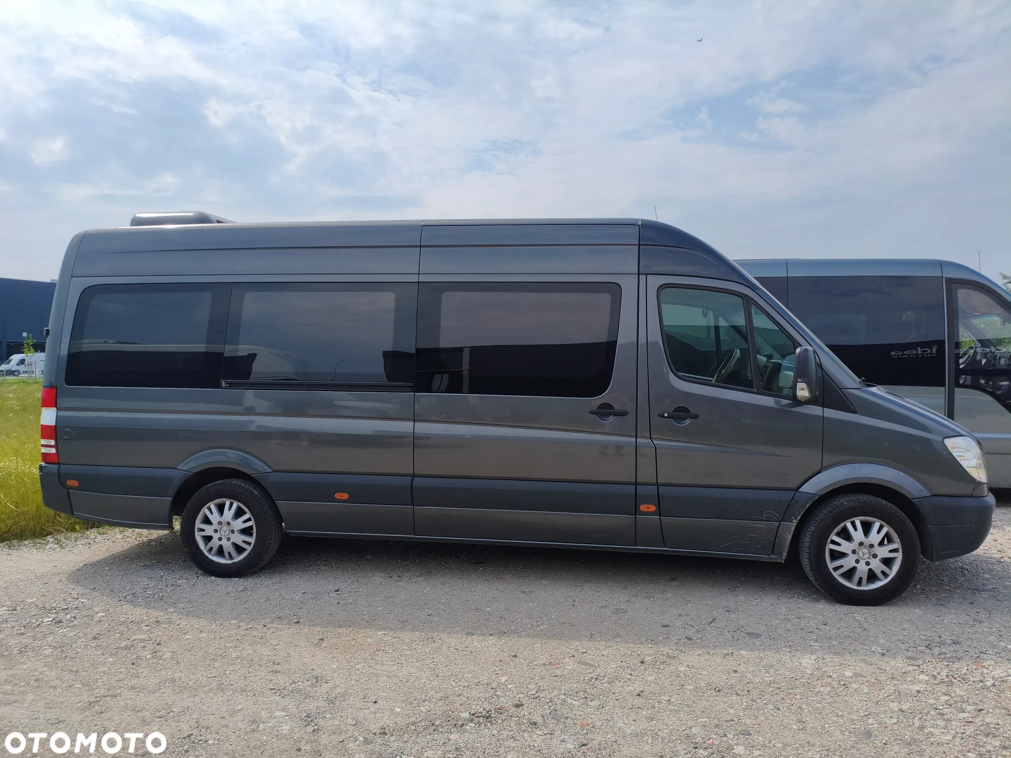 Mercedes-Benz Sprinter - 4