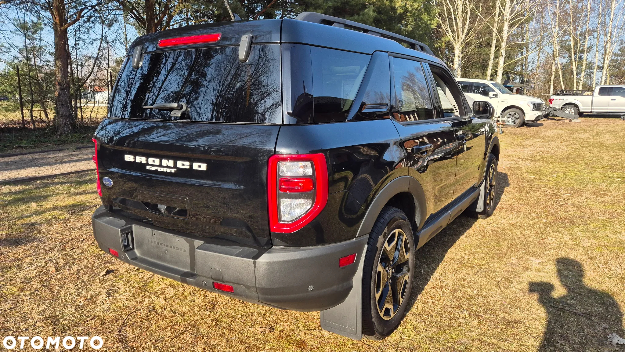 Ford Bronco - 5