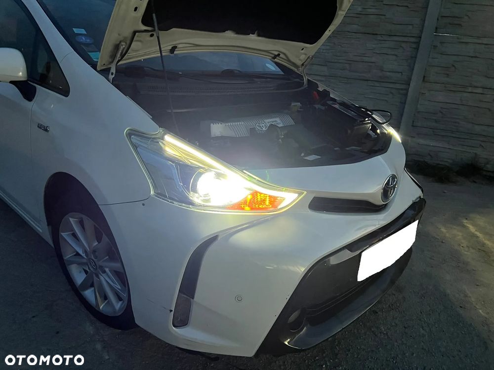 Toyota Prius+ (Hybrid) - 34