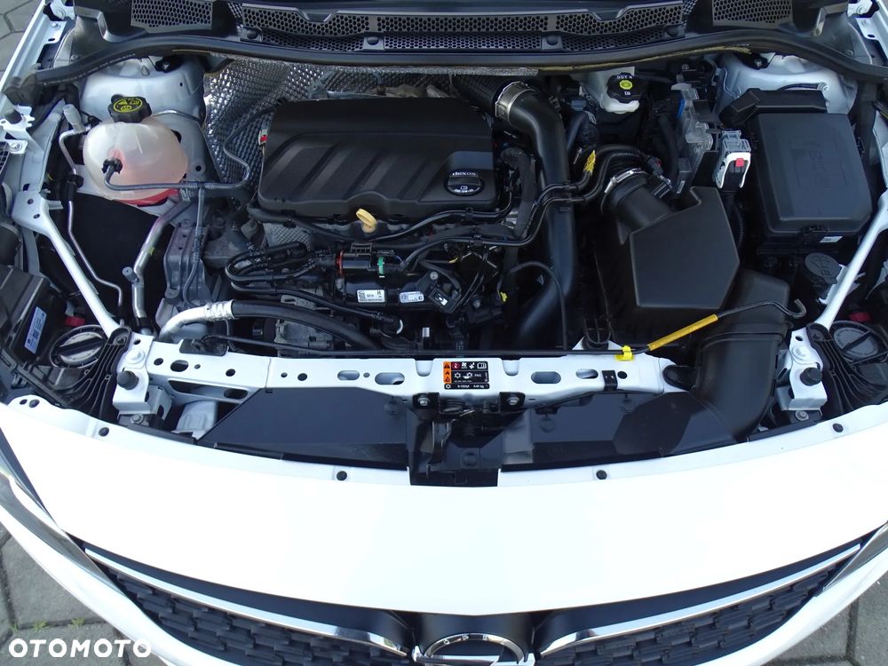 Opel Astra 1.2 Turbo Start/Stop 2020 - 10
