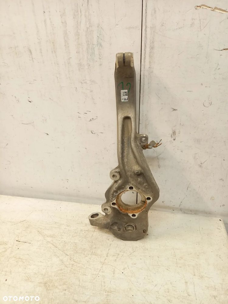 Jaguar F Pace HK83 Zawieszenie zwrotnica kopyto MC person Prawe Przod przednie