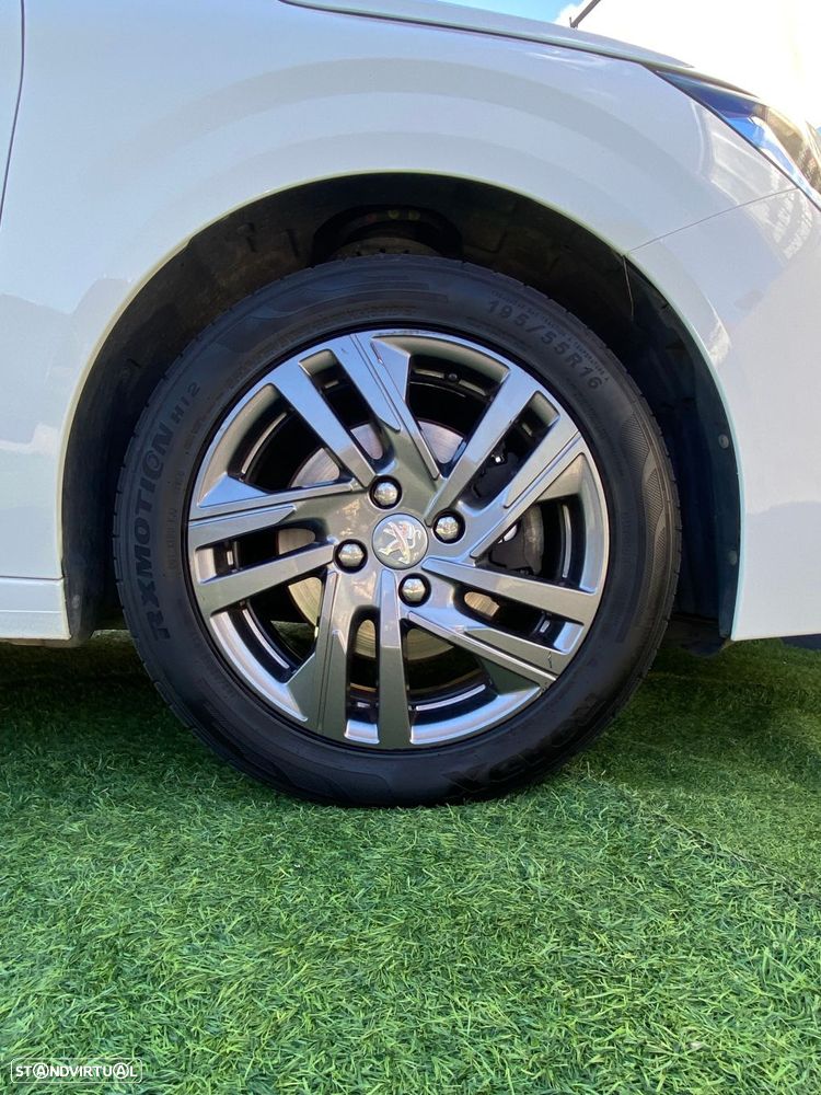 Peugeot 208 1.5 BlueHDi Active Pack - 46