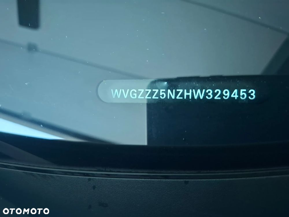 Volkswagen Tiguan - 12