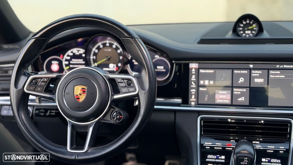Porsche Panamera 4 E-Hybrid - 12