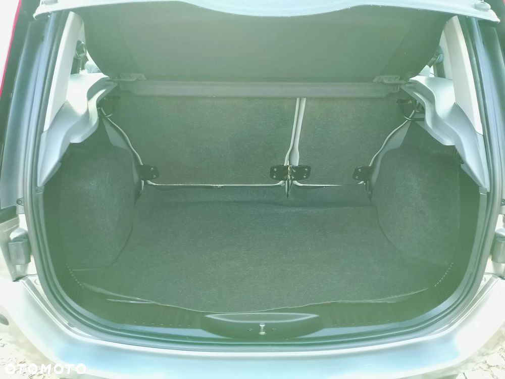 Ford Fusion 1.4 + - 17