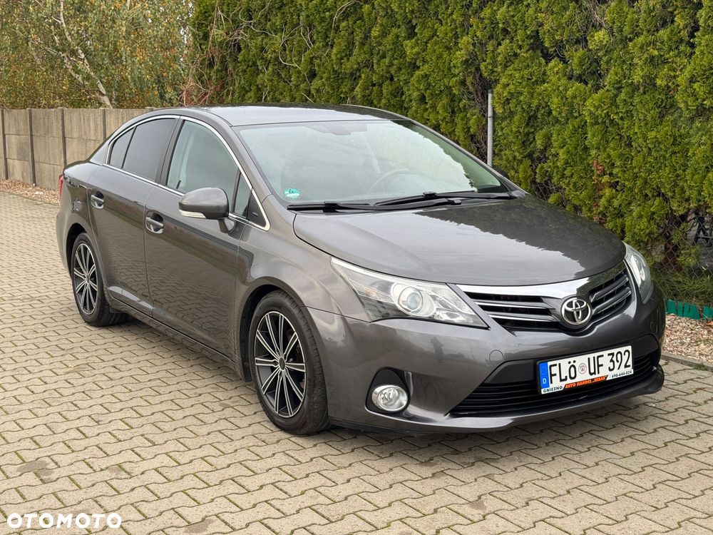 Toyota Avensis 2.0 D-4D Executive - 2