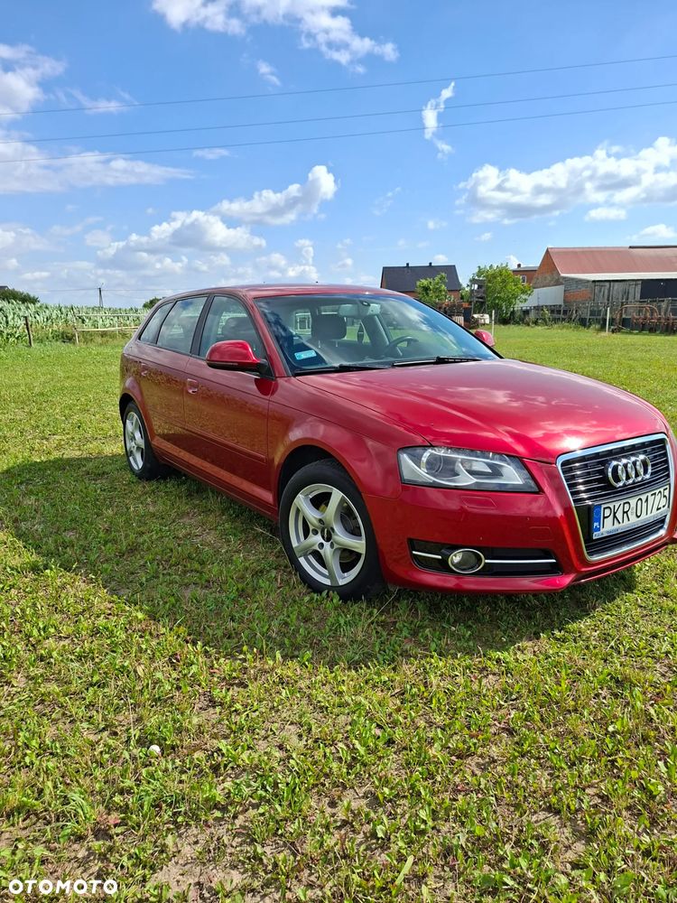 Audi A3 Sportback - 1
