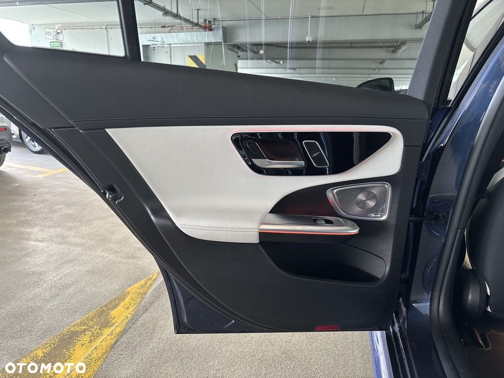 Mercedes-Benz Klasa C - 25