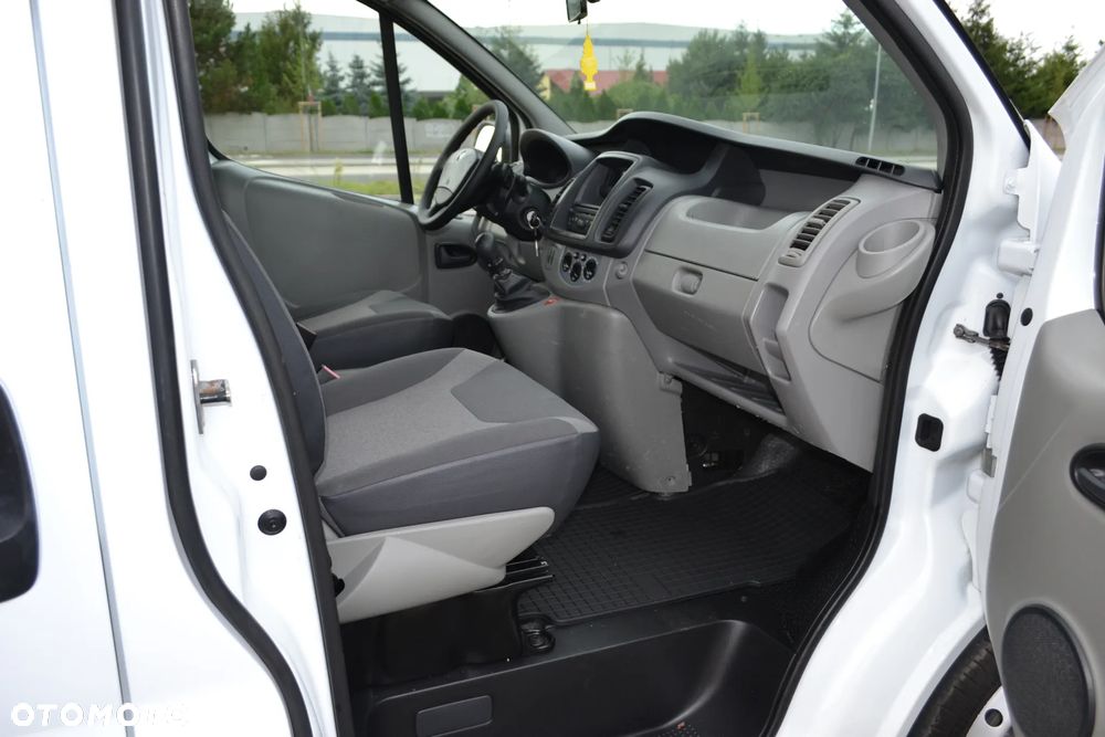 Renault Trafic - 20