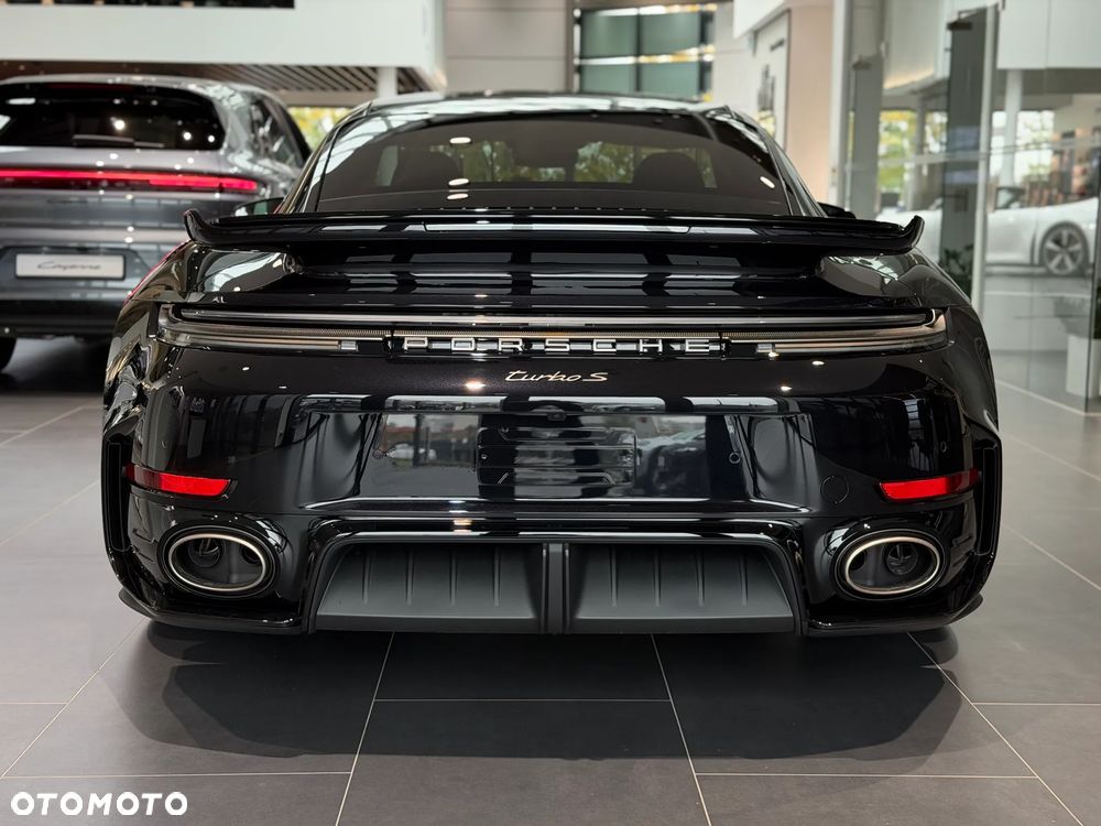 Porsche 911 Turbo S - 6