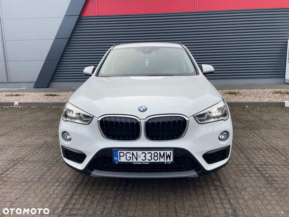 BMW X1 sDrive18i GPF xLine - 2