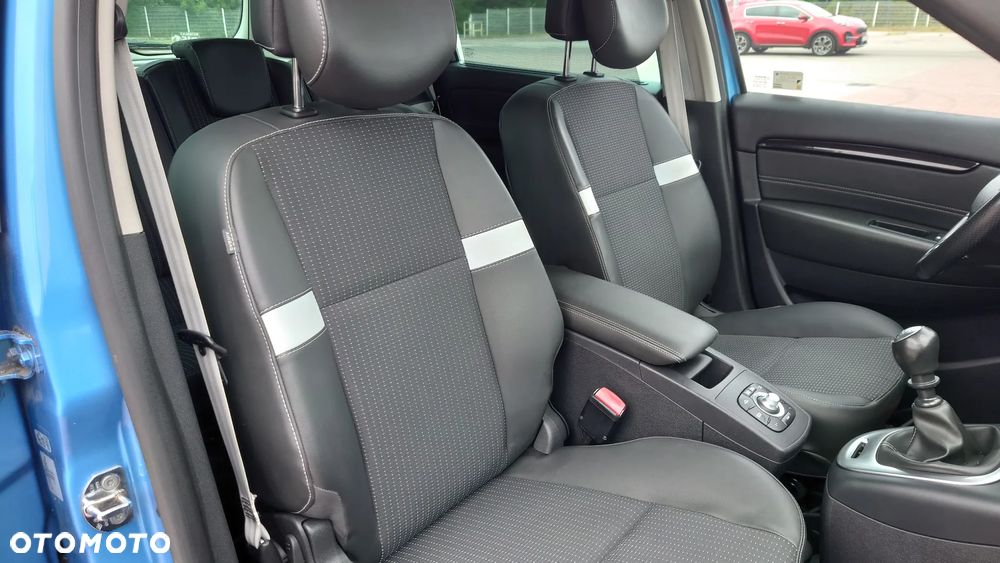 Renault Scenic 1.6 dCi Energy Bose EU6 - 19