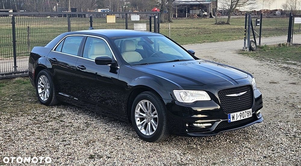 Chrysler 300 - 10