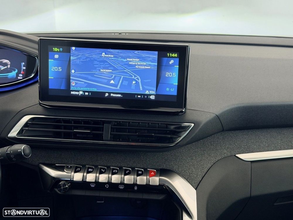 Peugeot 3008 1.6 Hybrid Allure Pack e-EAT8 - 28