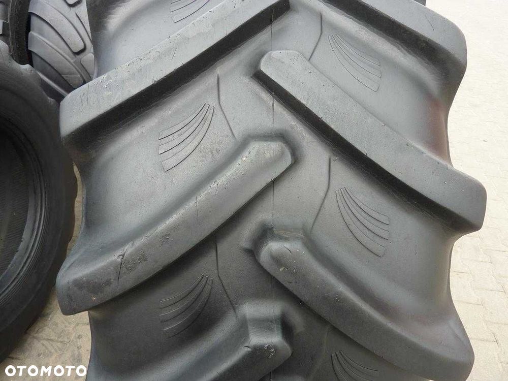 Opona używana rolnicza 600/70R30 GRI GREEN XLR70; 1900zł W3944 - 4