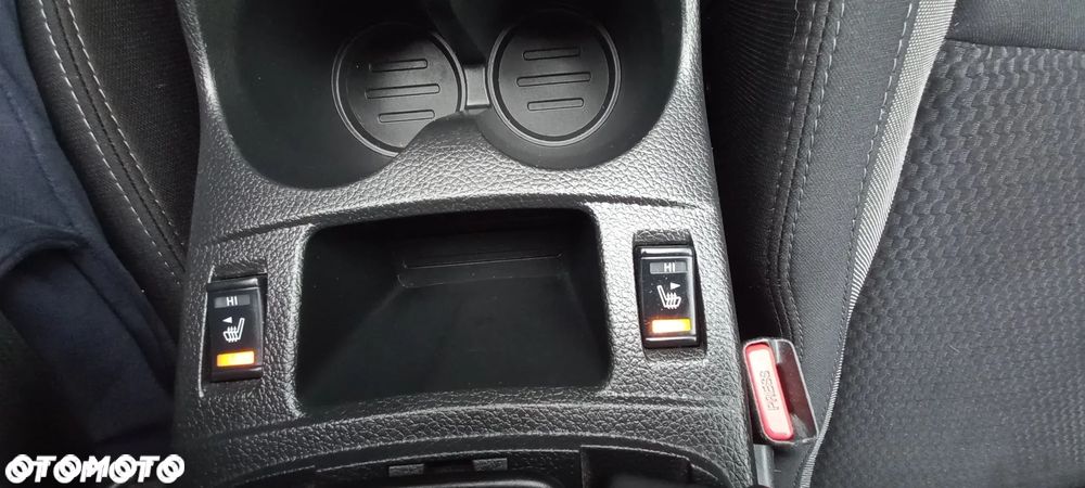 Nissan Qashqai 1.3 DIG-T MHEV N-Connecta - 20