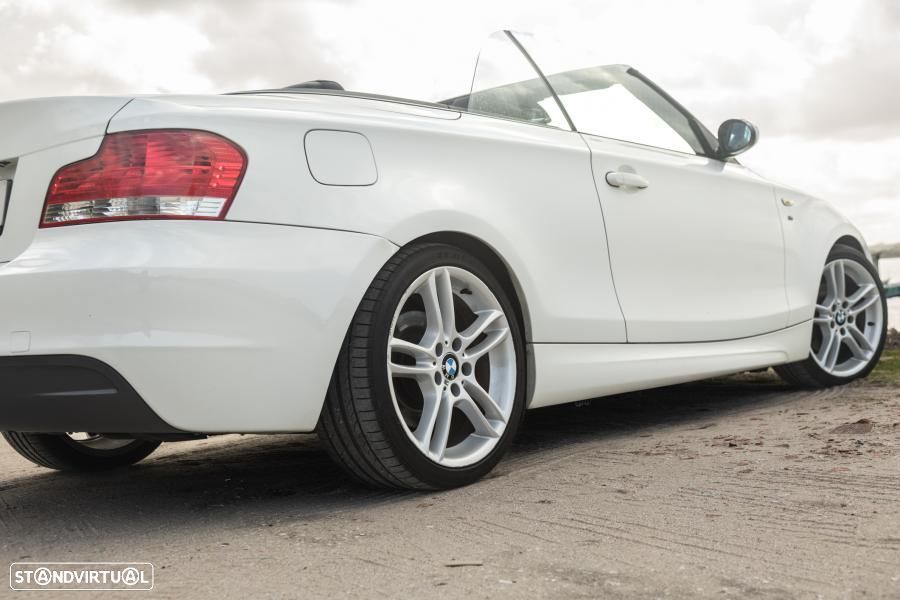 BMW 120 d Cabrio Limited Edition Lifestyle c/ M Sport Pack - 10