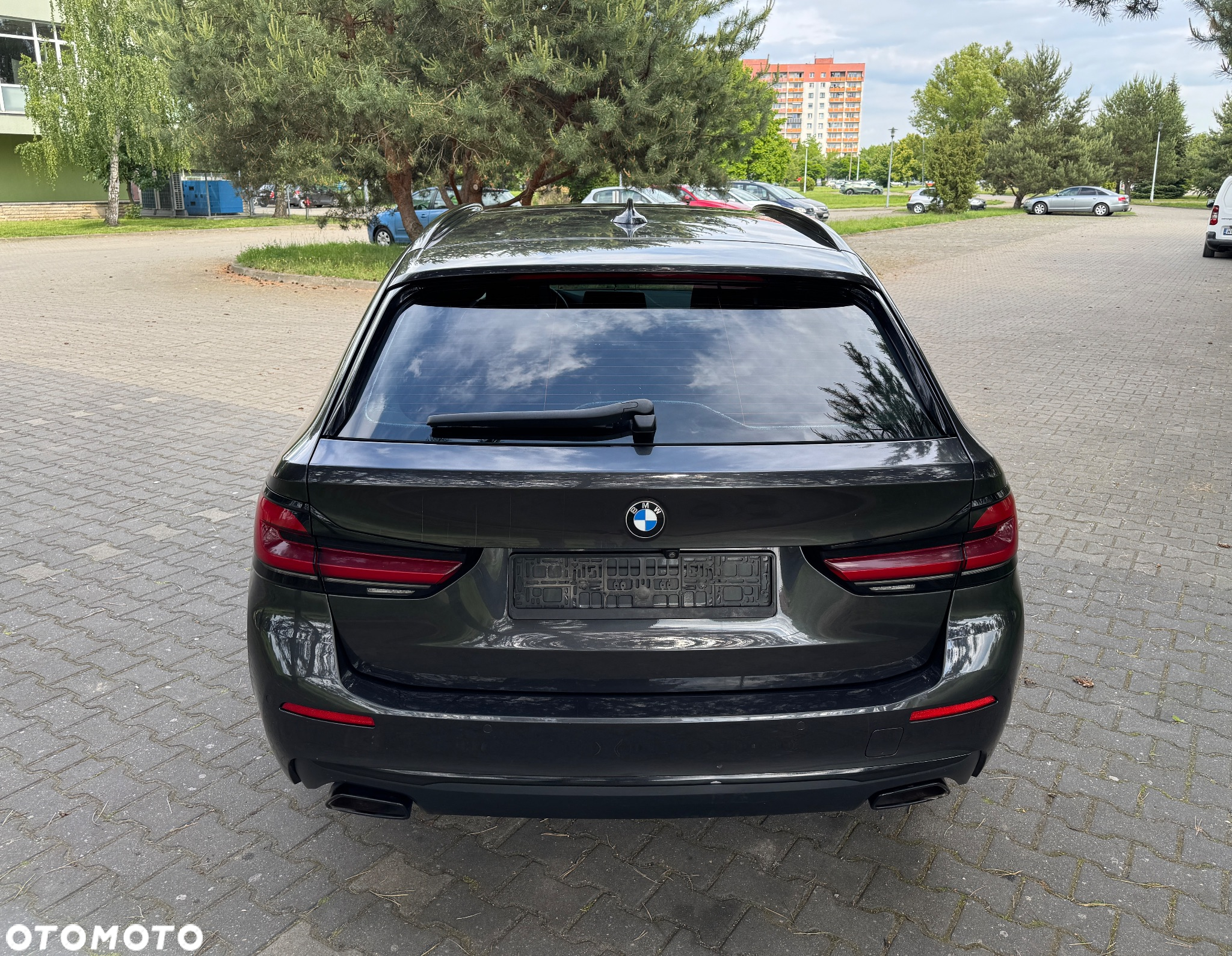BMW Seria 5 520d xDrive Touring Luxury Line - 4