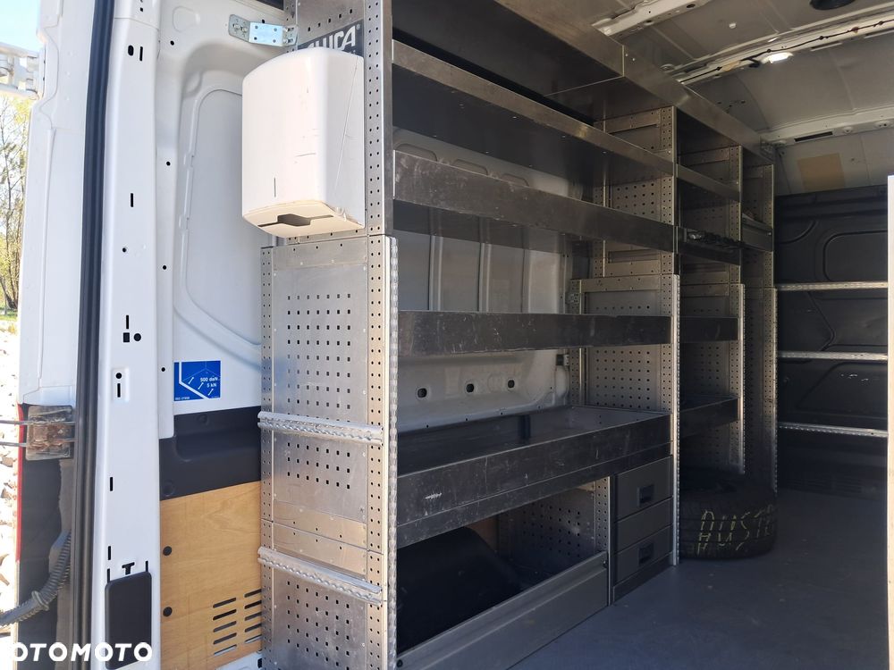 Ford Transit - 20