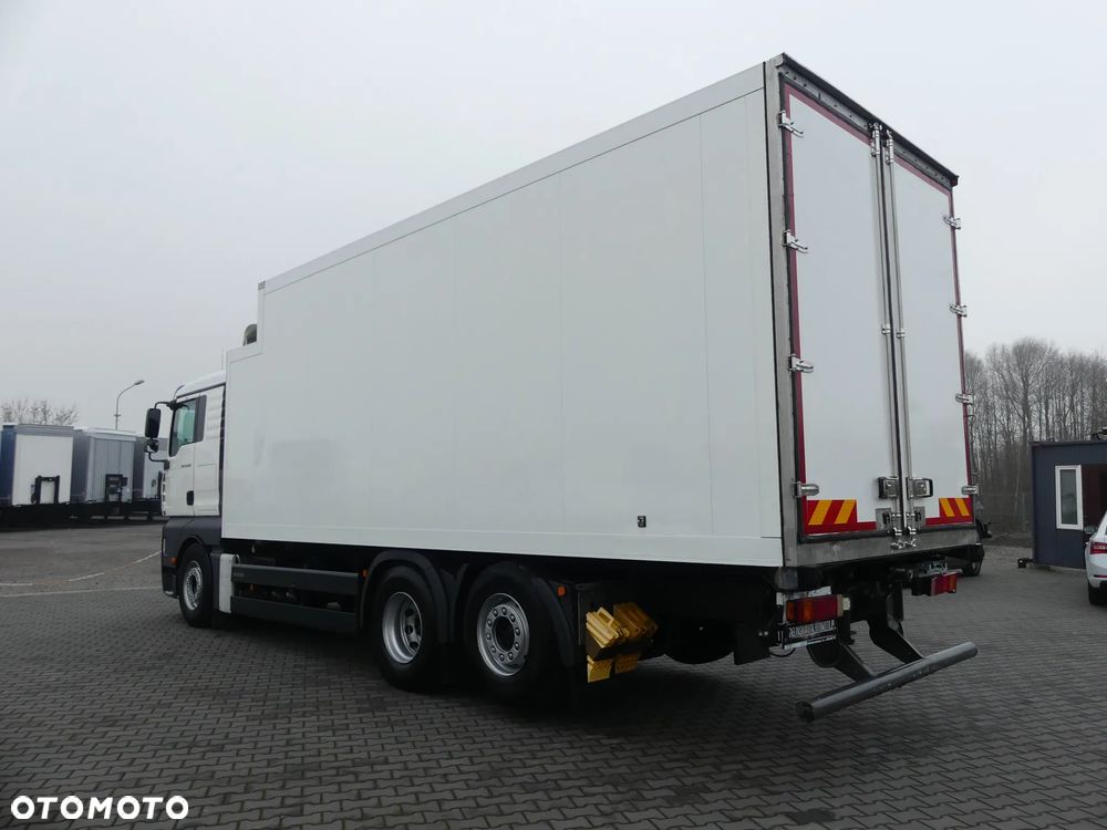MAN TGA 26.400 6x2 / CHŁODNIA / EURO 4 / KABINA SYPIALNA / - 5