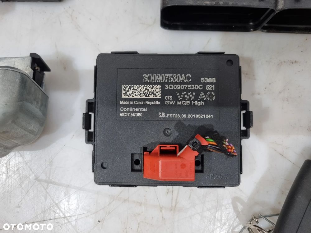 VW GOLF VII 2.0 TDI ZESTAW STARTOWY 5G1920741D 5Q0937086CE 04L907309P 3Q0907530AC - 6