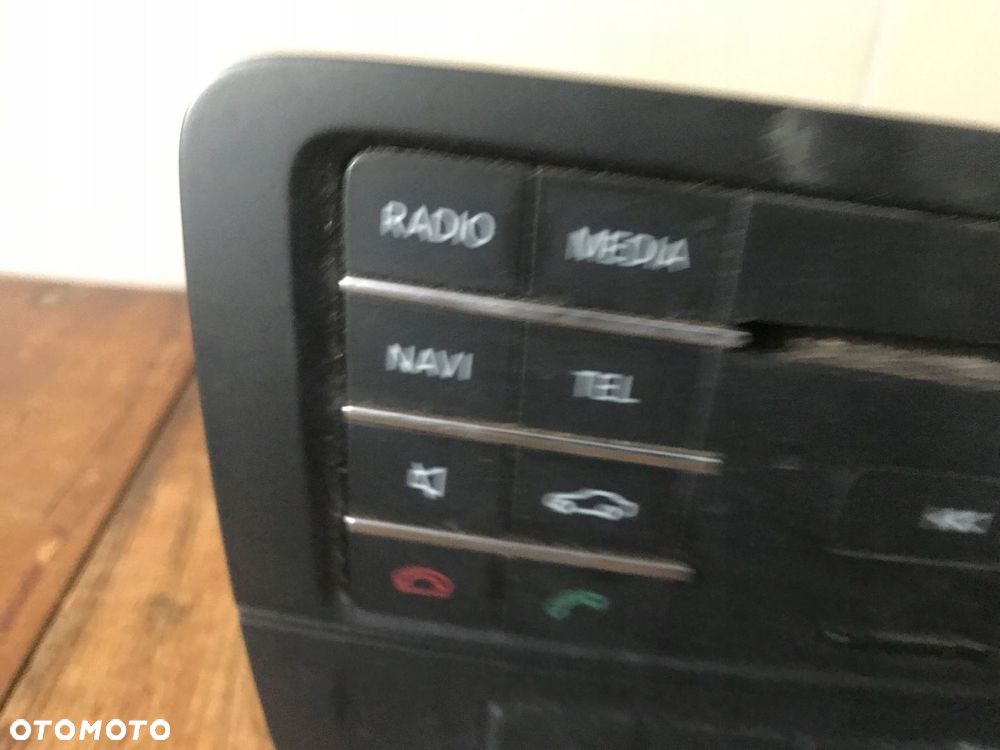 MERCEDES 246 lift 117 radio nawigacja A 2469005115 - 2