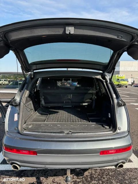 Audi Q7 - 12