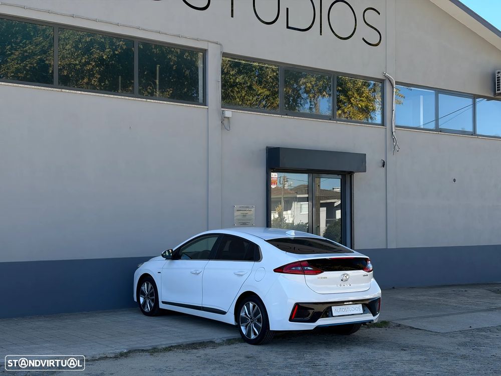 Hyundai Ioniq 1.6 GDI HEV Hybrid Tech - 20