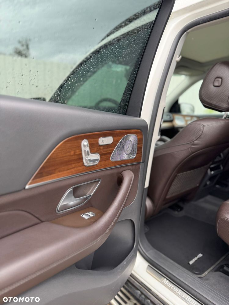 Mercedes-Benz GLS - 20