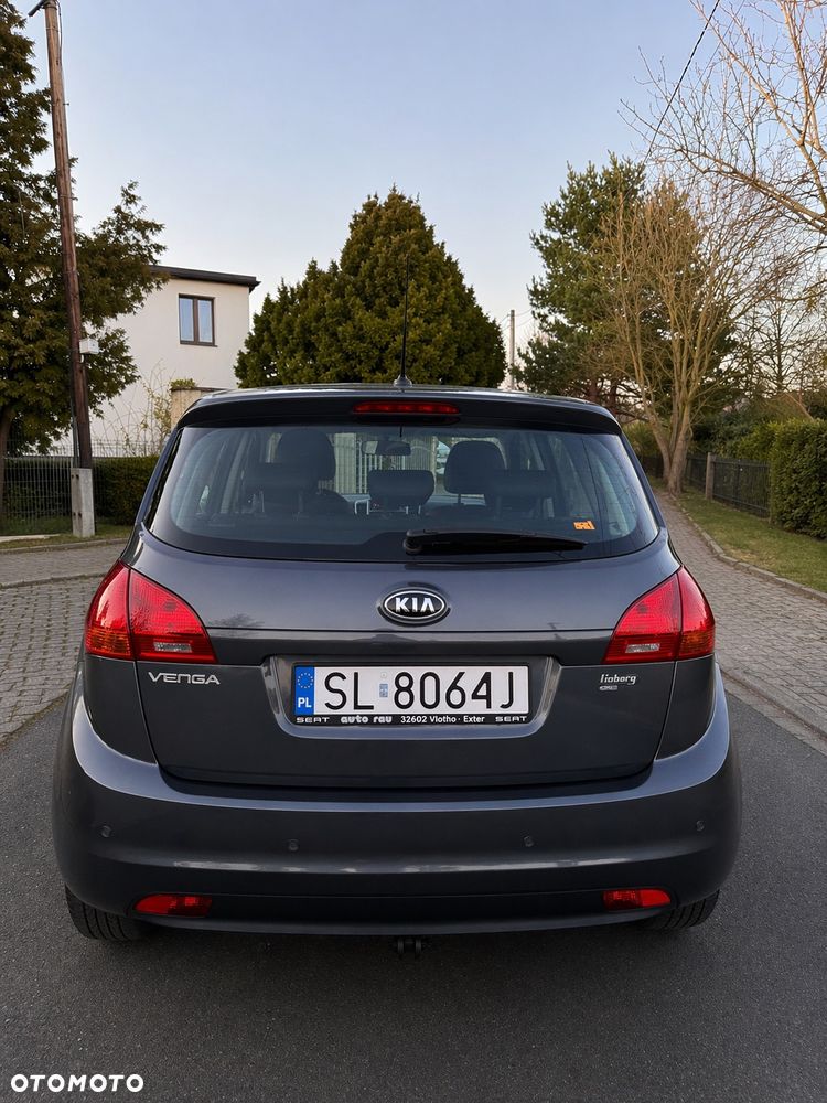 Kia Venga - 2