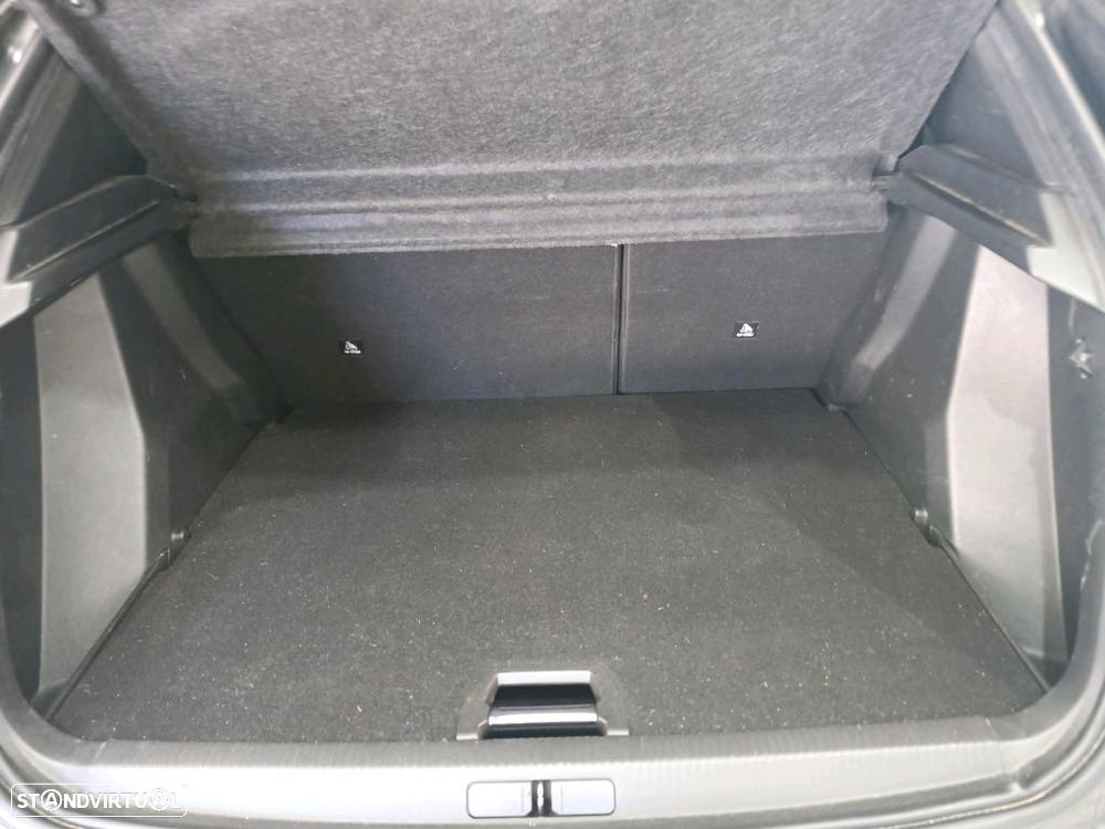 Peugeot 2008 1.2 PureTech Allure - 9